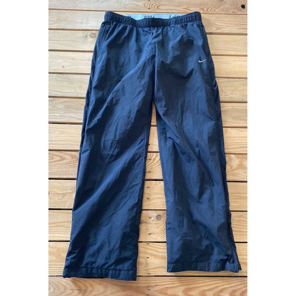 NIKE Lightweight Athletic Pants Men’s M Black